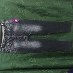 NWT Cloya Jean Looking Stretchy Pants